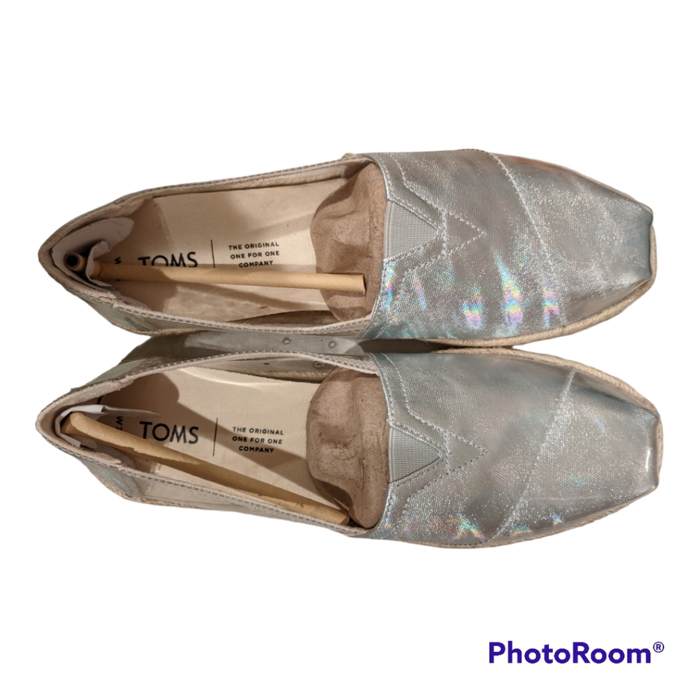 Toms - Picture 4 of 4
